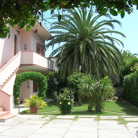 Casa Vacanza Sa Ferula Flumini di Quartu Exterior photo